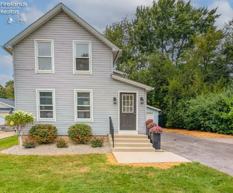 909 Main Street, Huron, OH 44839 - #1