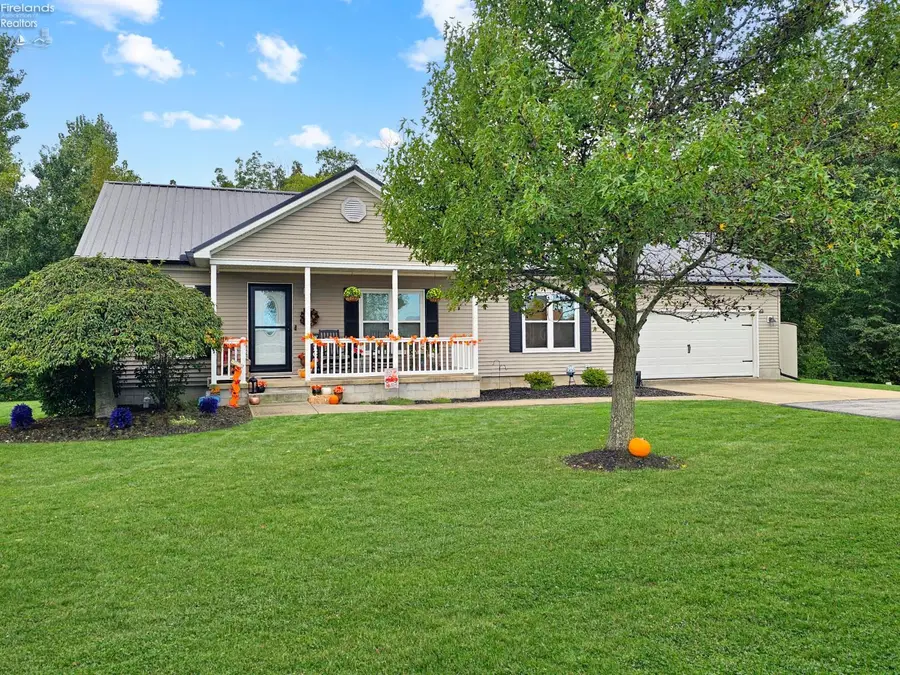 122 Trent Ct, Clyde, OH 43410 - #3