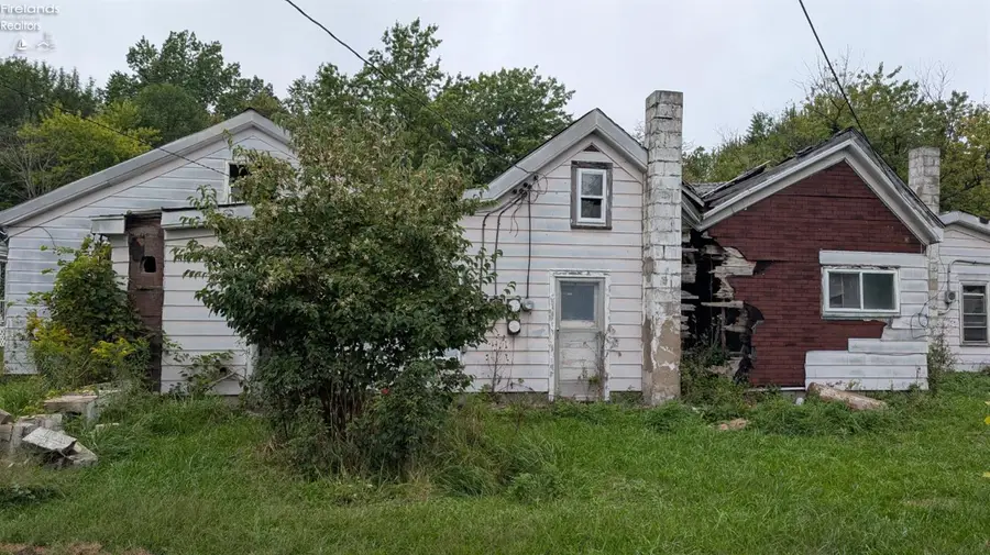 381 Avon Avenue, Vermilion, OH 44089 - #3