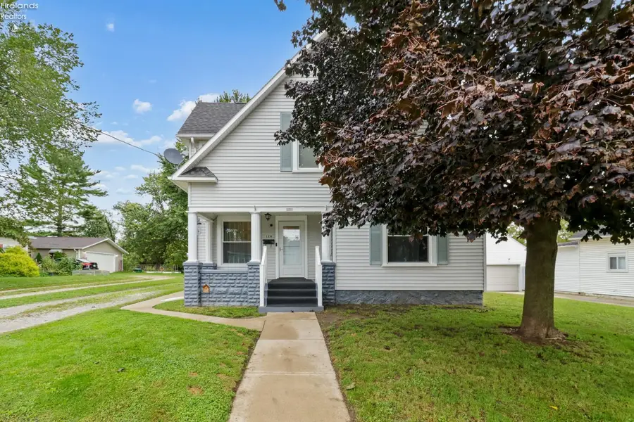 128 Mechanic Street, Clyde, OH 43410 - #2