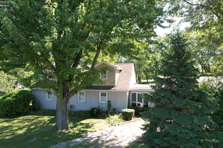 2157 NE Catawba Road, Port Clinton, OH 43452 - #3