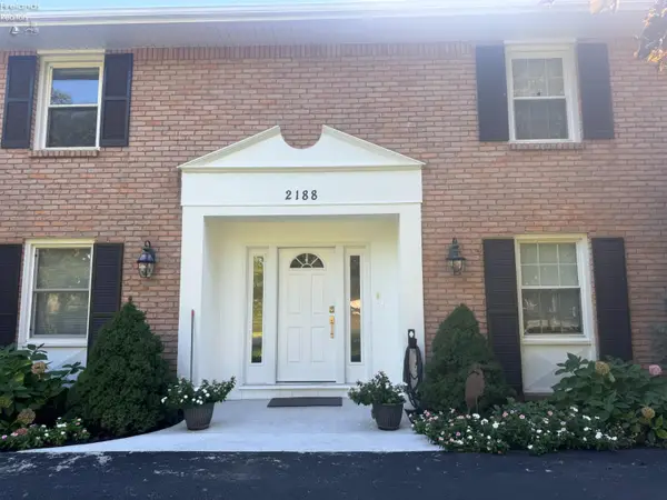 2188 N Carriage Lane #7, Port Clinton, OH 43452