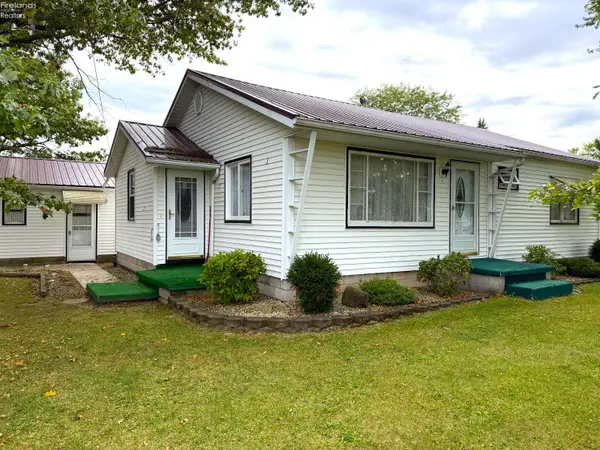103 S Buckeye Drive, Attica, OH 44807