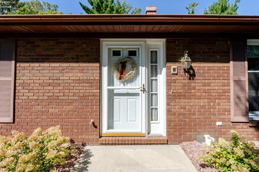 36 Shaker Court, Fremont, OH 43420 - #3