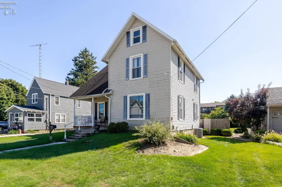 115 Union Street, Bellevue, OH 44811 - #3