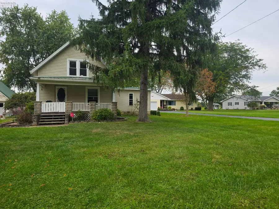 902 Timpe Rd, Ballville, OH 42420 - #2