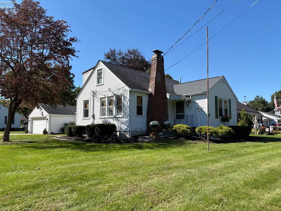 109 Elm Street, Walbridge, OH 44839 - #2