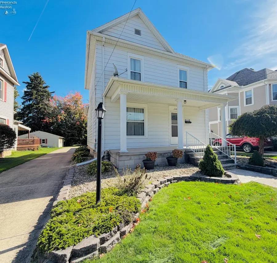 230 Euclid Avenue, Bellevue, OH 44811 - #2