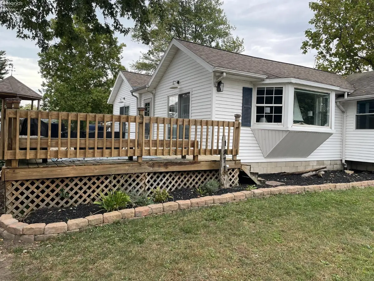 1871 N Locust Street, Port Clinton, OH 43452 - #1