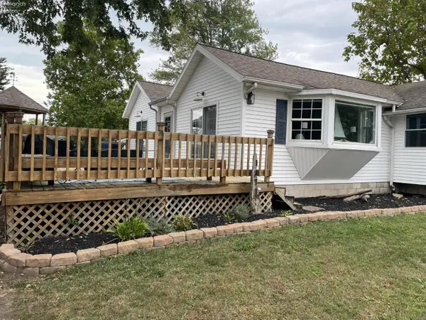 1871 N Locust Street, Port Clinton, OH 43452