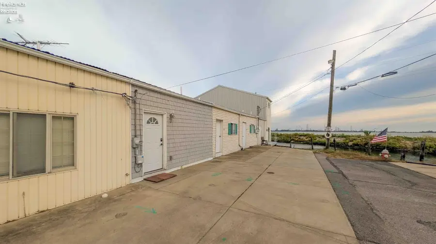 421 Parker Drive, Sandusky, OH 44870 - #2