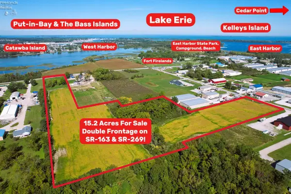 5216 E Harbor Road, Port Clinton, OH 43452