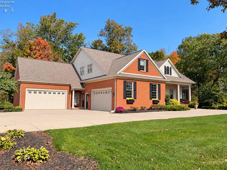 7370 Red Hawk Drive, Findlay, OH 45840 - #2