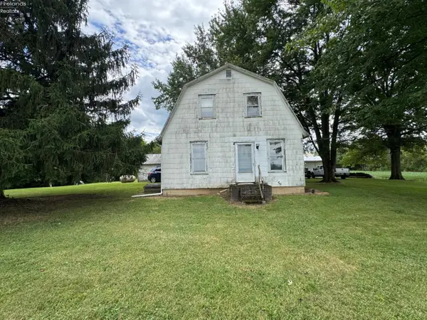 3419 Townline Road 12, Willard, OH 44890