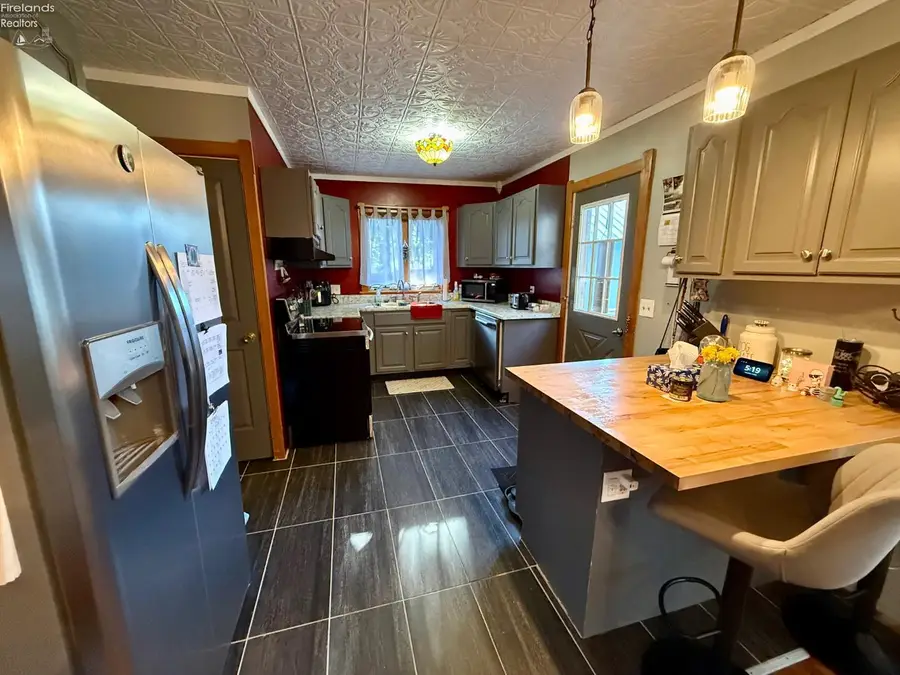 12 Walnut Street, Norwalk, OH 44857 - #2