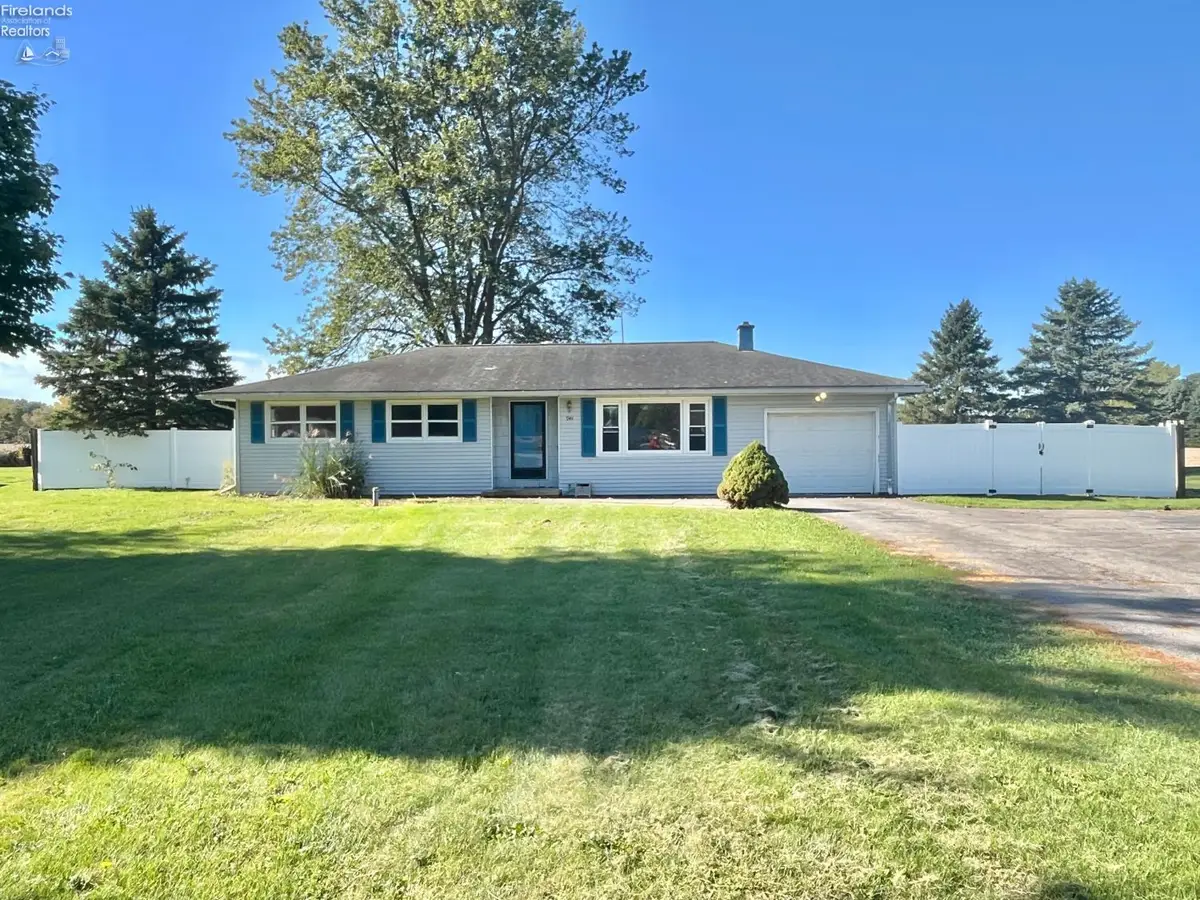 944 E Township Road 122, Tiffin, OH 44883 - #1
