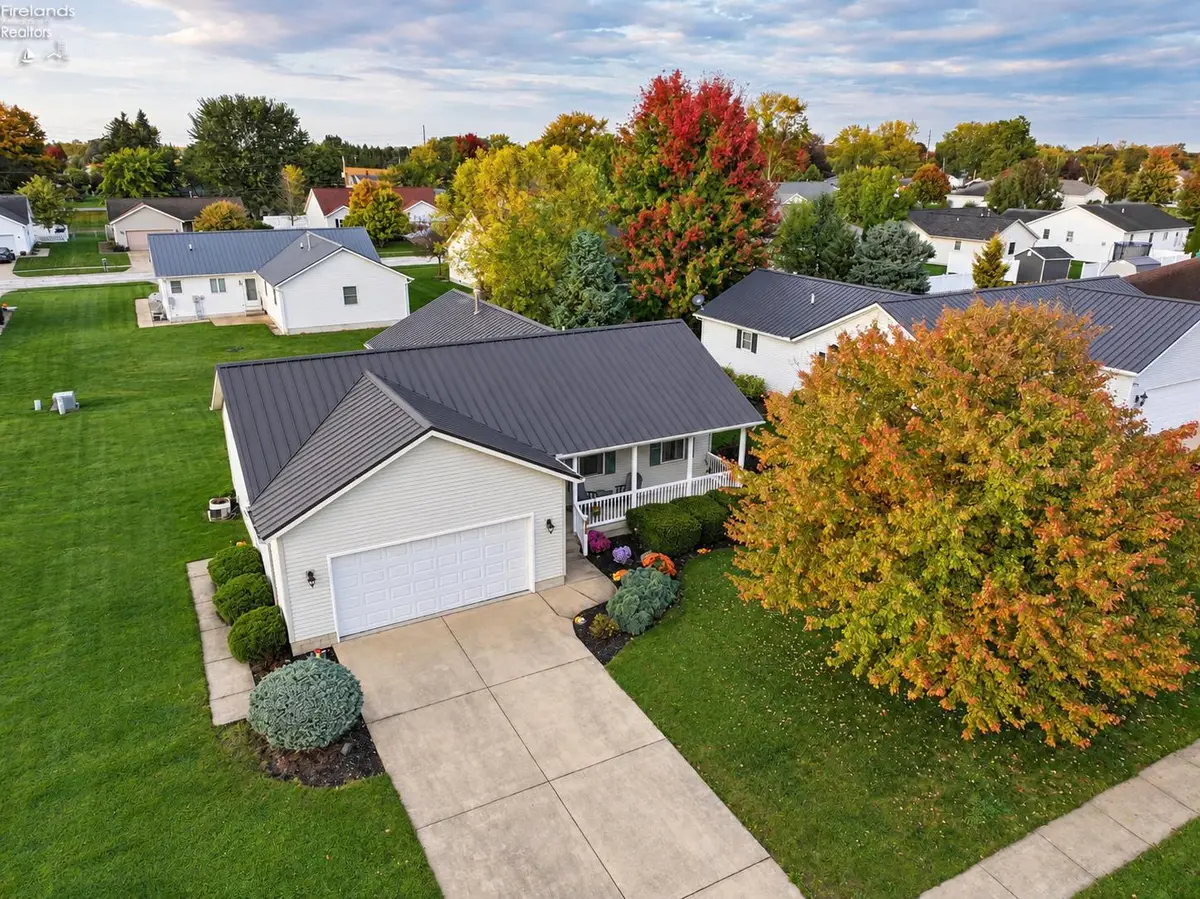 26 Katlyn Drive, Fremont, OH 43420 - #1