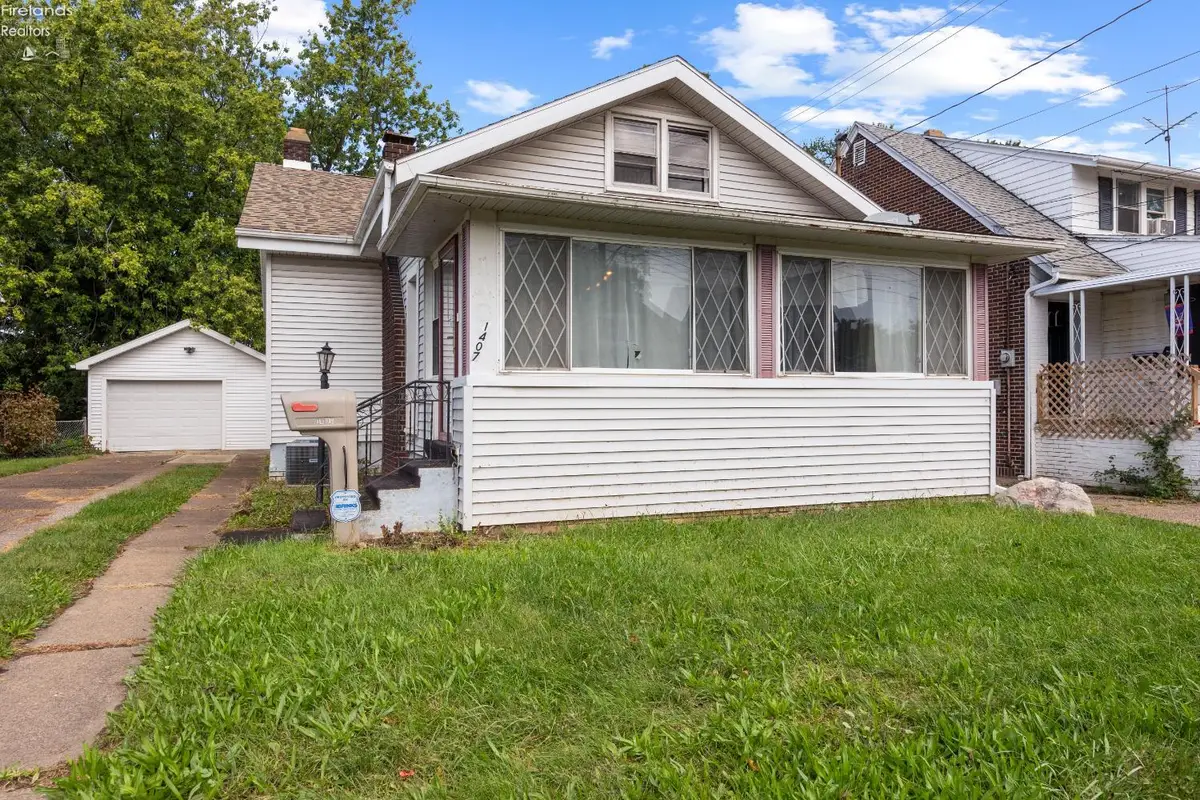 1407 5th Street, Sandusky, OH 44870 - #1