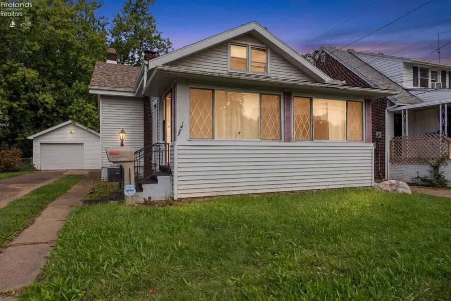 1407 5th Street, Sandusky, OH 44870 - #2
