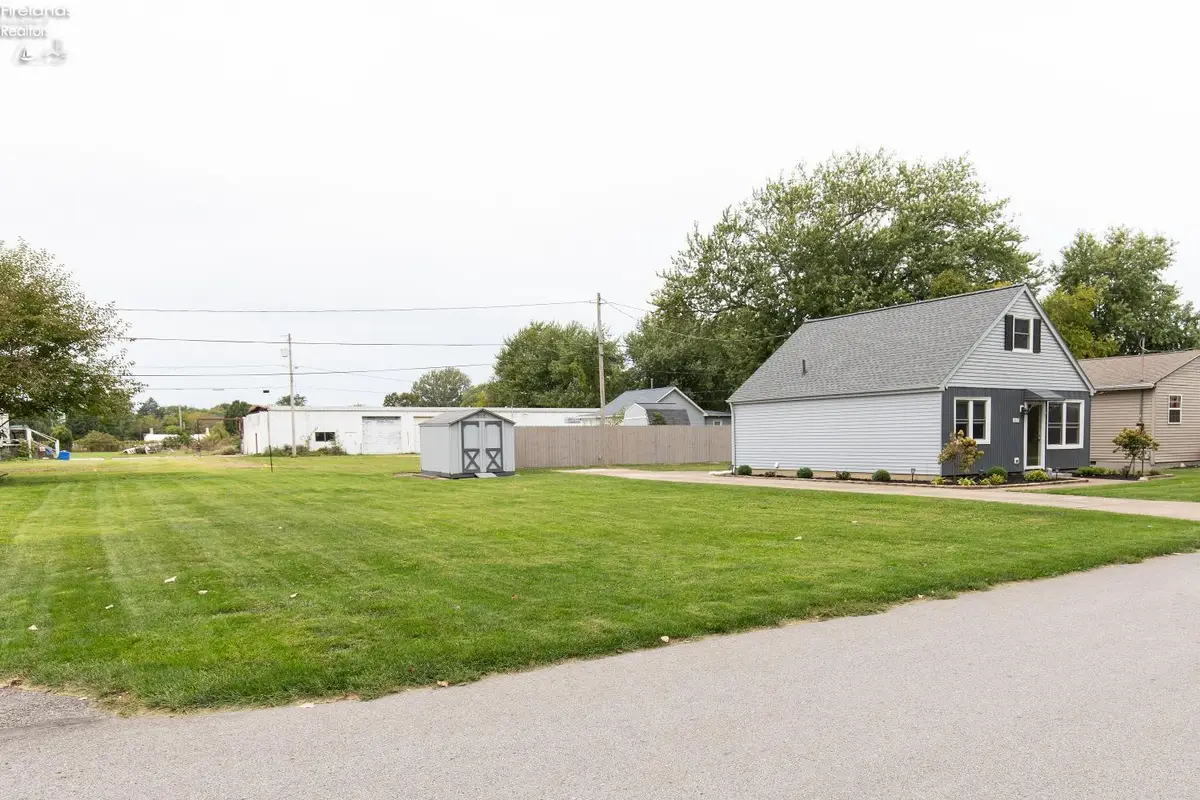1415 Edgewater Avenue, Sandusky, OH 44870 - #1