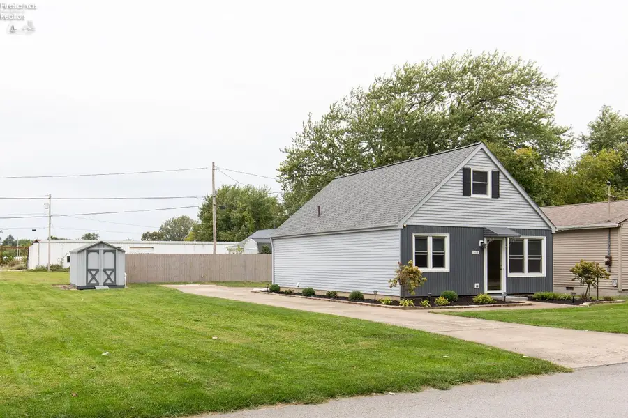 1415 Edgewater Avenue, Sandusky, OH 44870 - #2