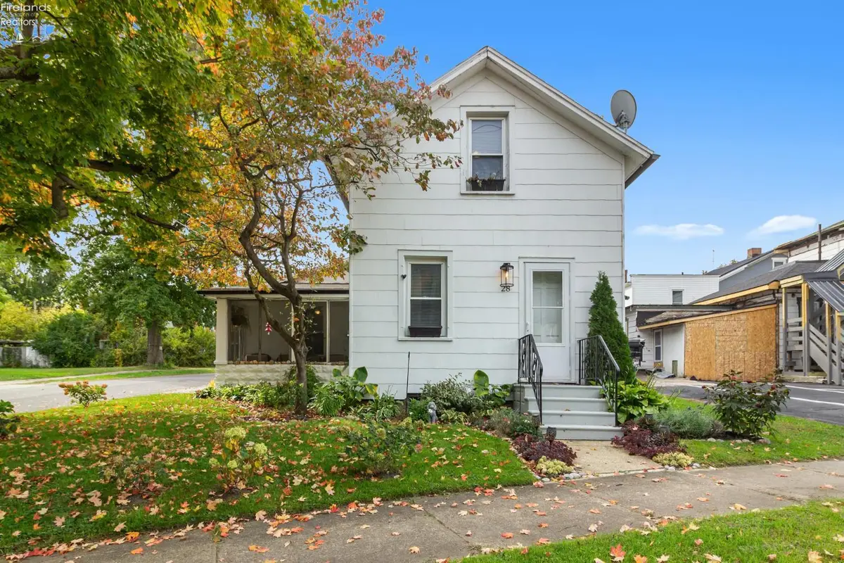 28 Woodlawn Avenue, Norwalk, OH 44857 - #1