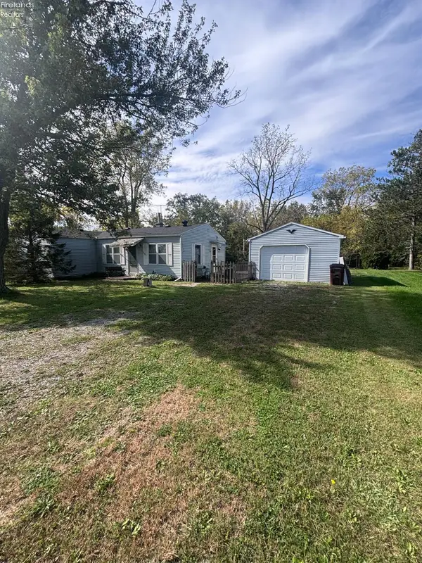 2560 N Reiman Road, Genoa, OH 43430