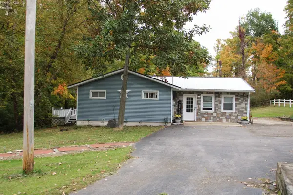 253 Portage Path, Willard, OH 44890