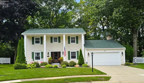701 Strowbridge Drive, Huron, OH 44839