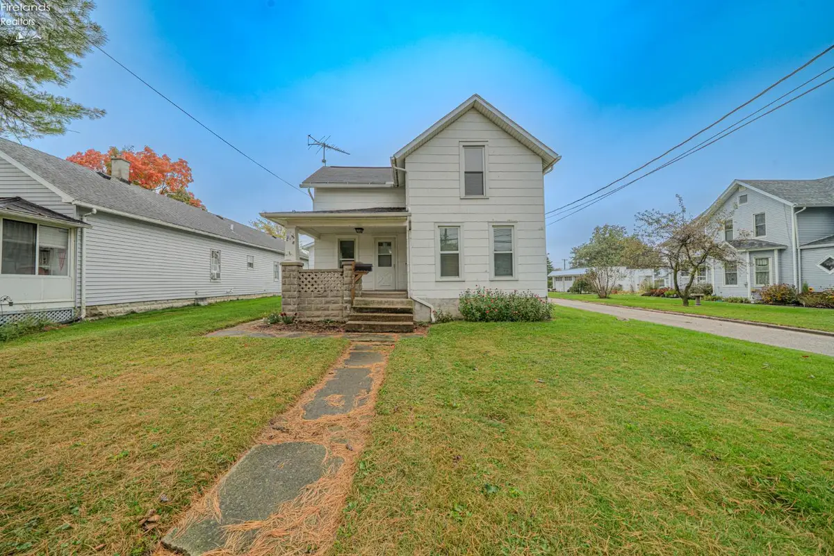 235 N Locust, Oak Harbor, OH 43449 - #1