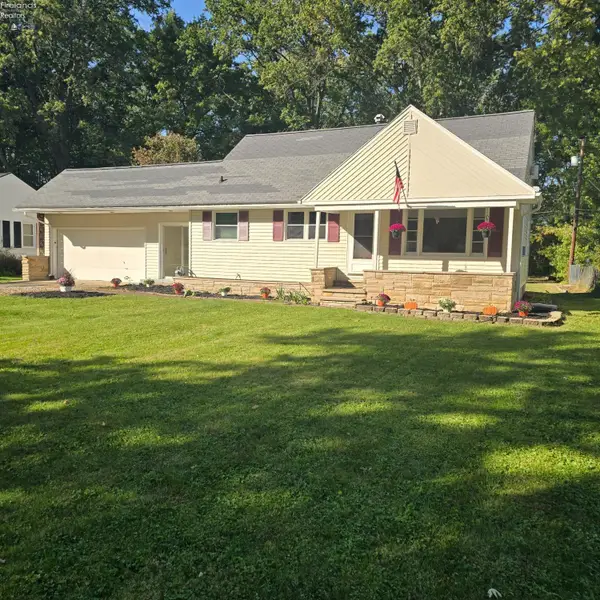 42108 S Emerson Court, Elyria, OH 44035