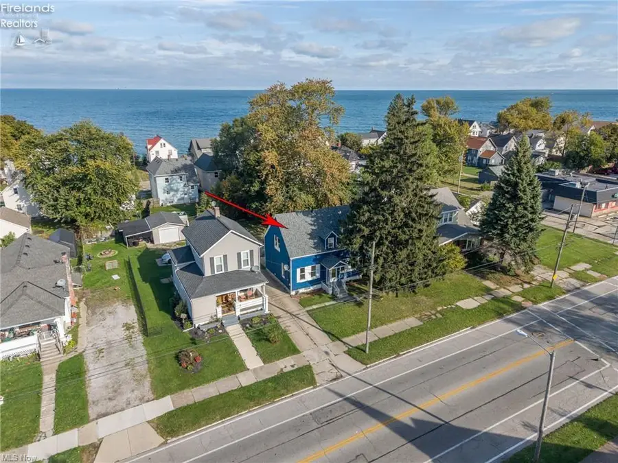 655 E Erie Avenue, Lorain, OH 44052 - #3
