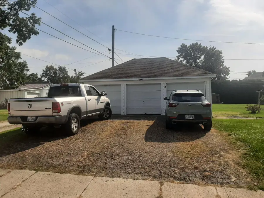601 Park Street, Willard, OH 44890 - #3