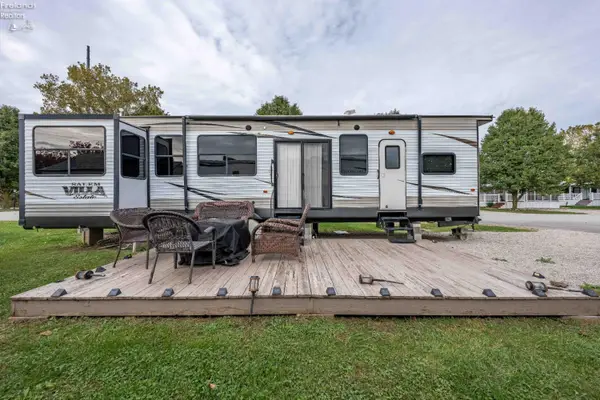 1920 S Bayshore Road #28, Marblehead, OH 43452