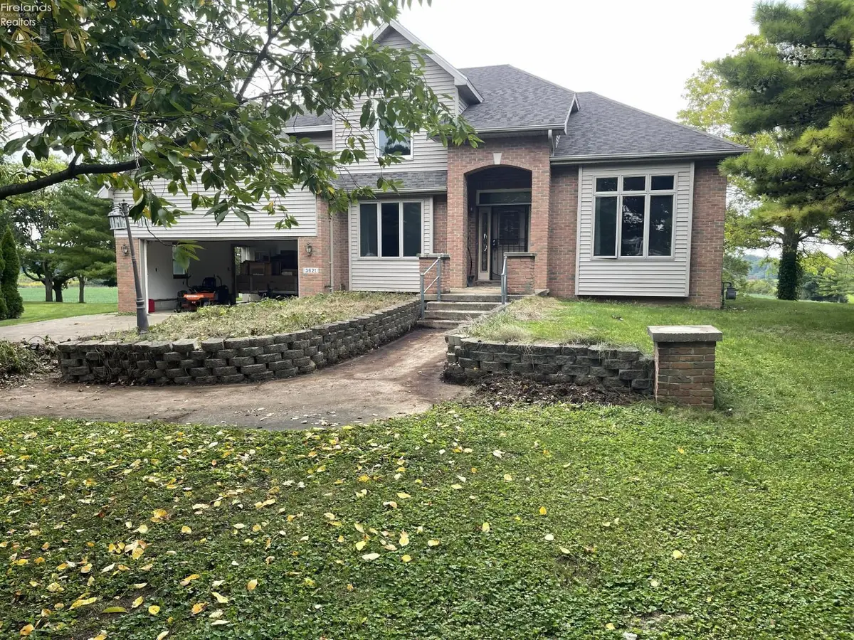 3621 Hull, Huron, OH 44839 - #1