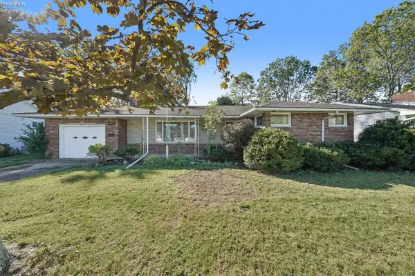 1409 W 40th Street, Lorain, OH 44053