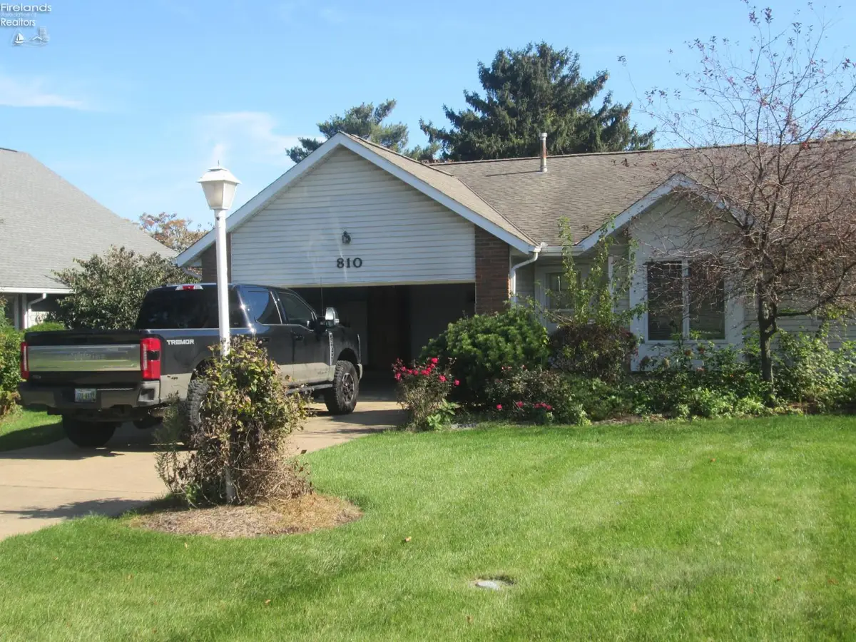 810 Martha, Huron, OH 44839 - #1