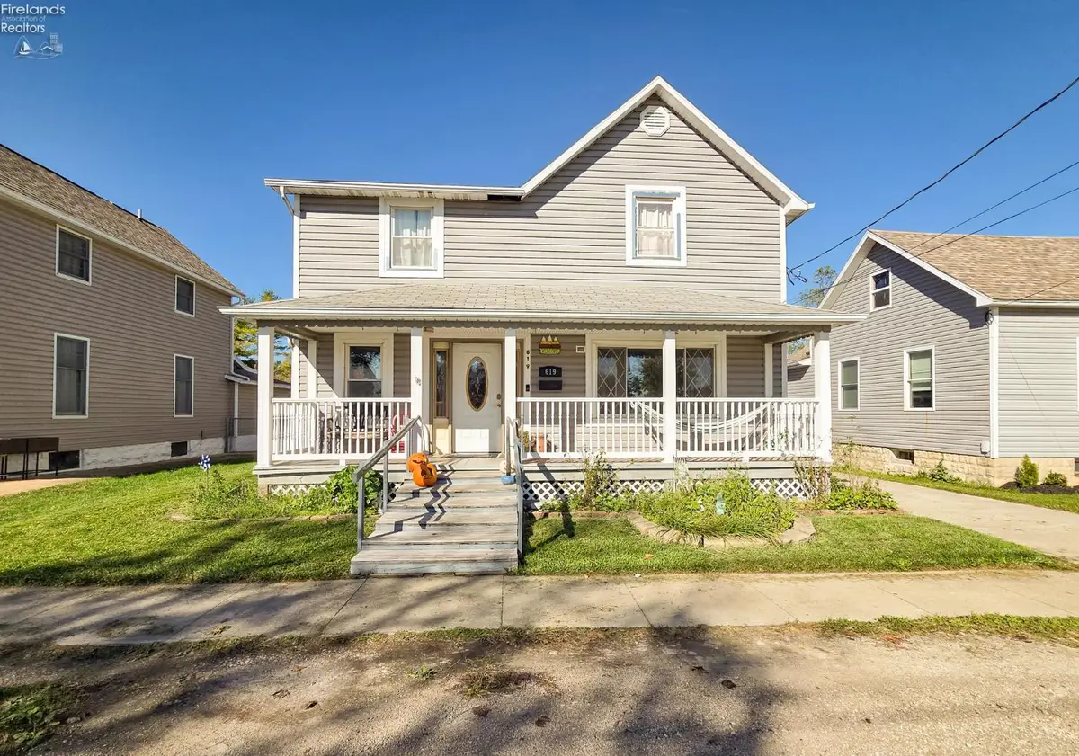 619 Bush Place, Fremont, OH 43420 - #1