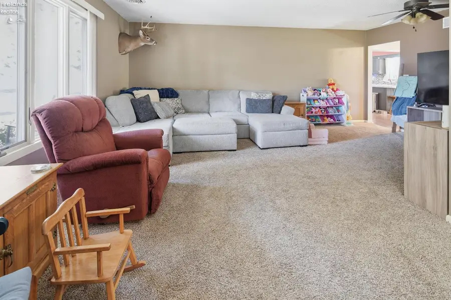 1927 Valley View Terrace, Fremont, OH 43420 - #3