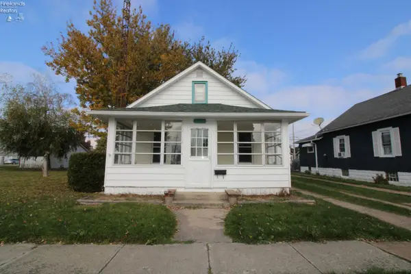 311 E 7th Street, Port Clinton, OH 43452