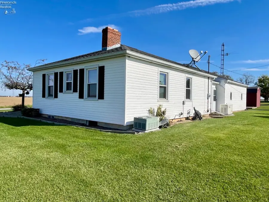 4212 Gregory Road, Willard, OH 44890 - #3