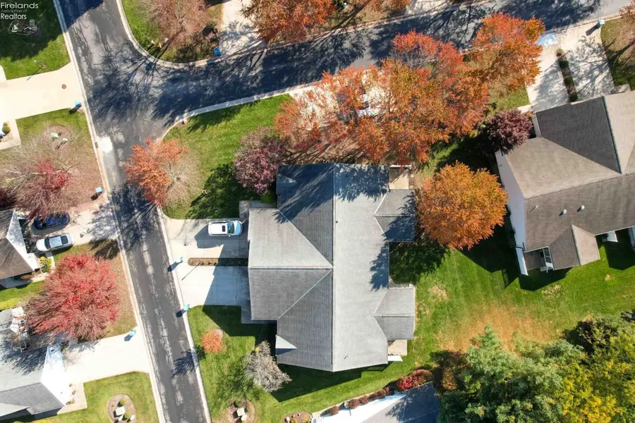 2316 Westwind Drive, Sandusky, OH 44870 - #3