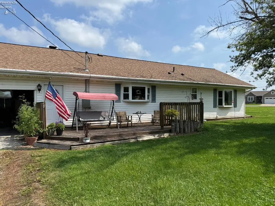 643 Holiday Drive, Willard, OH 44890 - #2