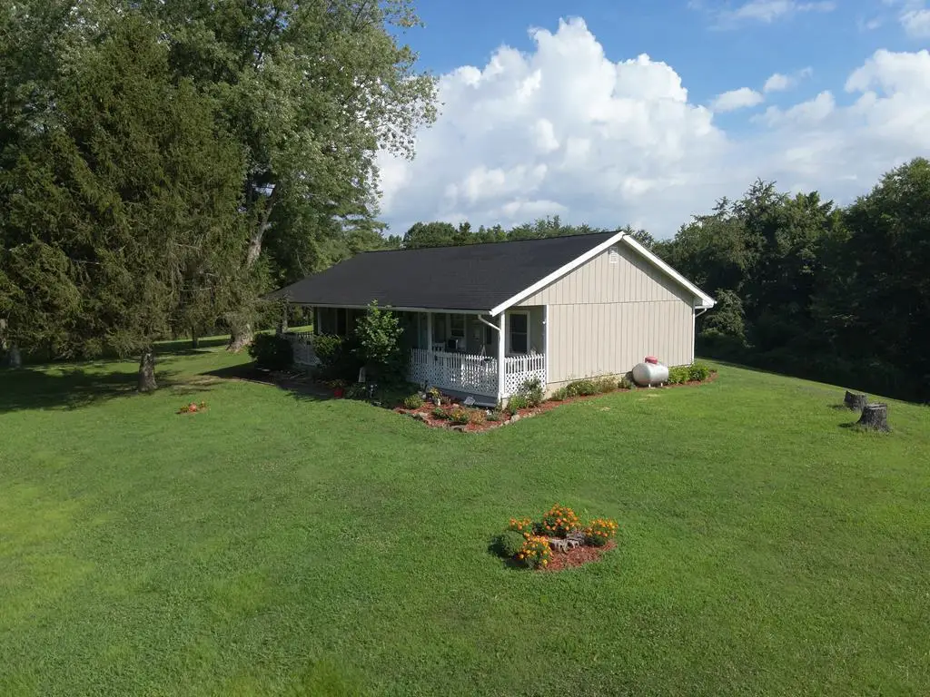 1692 Dutch Ridge Rd., Sciotoville, OH 45662 - Image #1