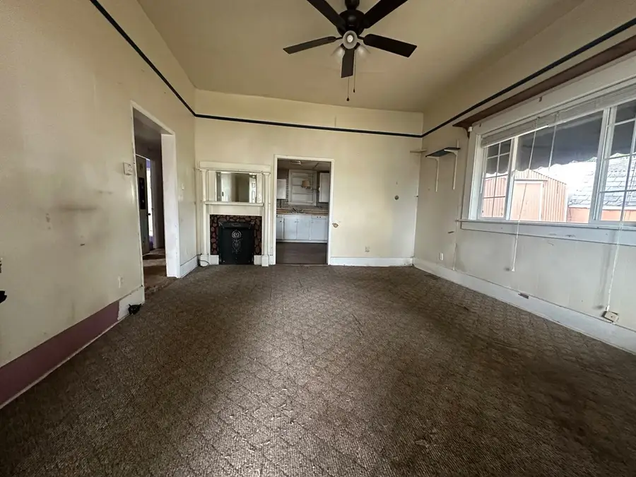 517 Spruce Street, Ironton, OH 45638 - #2