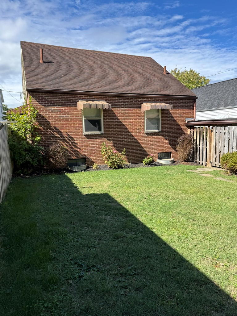 2824 Sherman Rd., Portsmouth, OH 45662 - #3