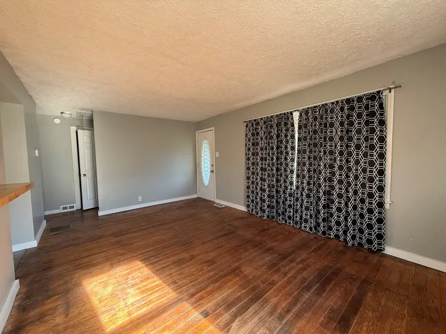 4427 Elm St, Portsmouth, OH 45662 - #3