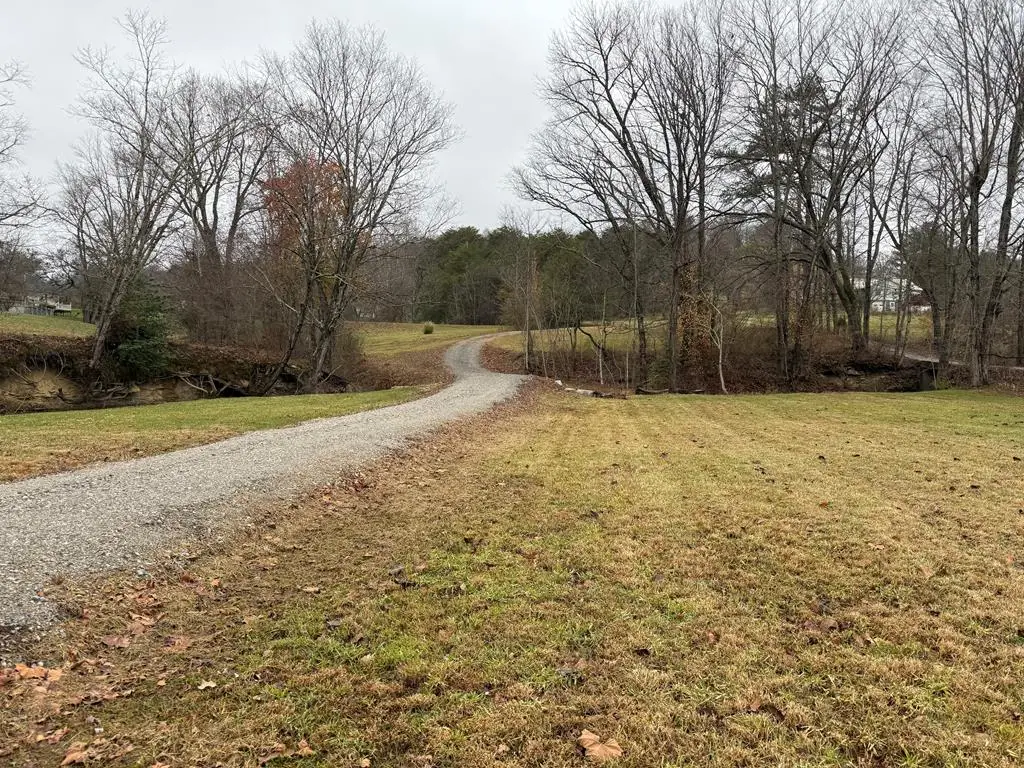 325 Glendale Rd, Lucasville, OH 45648 - Image #1