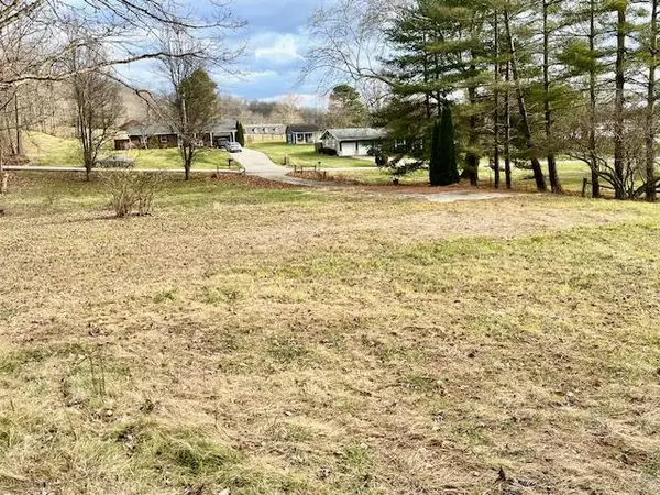 227 Nesbitt Road, Lucasville, OH 45648