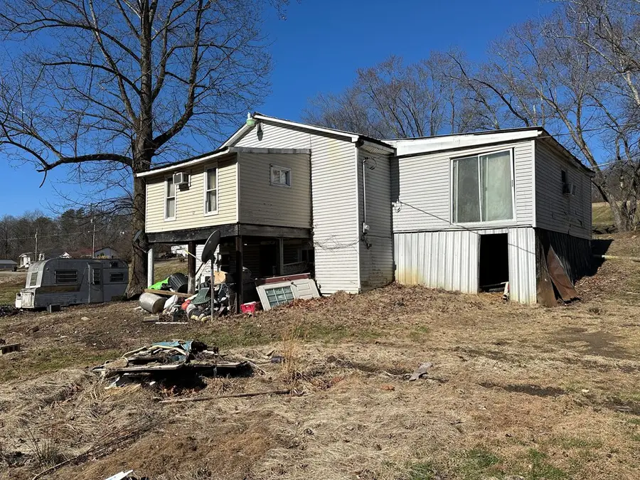 304 304 Prices Switch Rd, Jackson, OH 45640 - #3